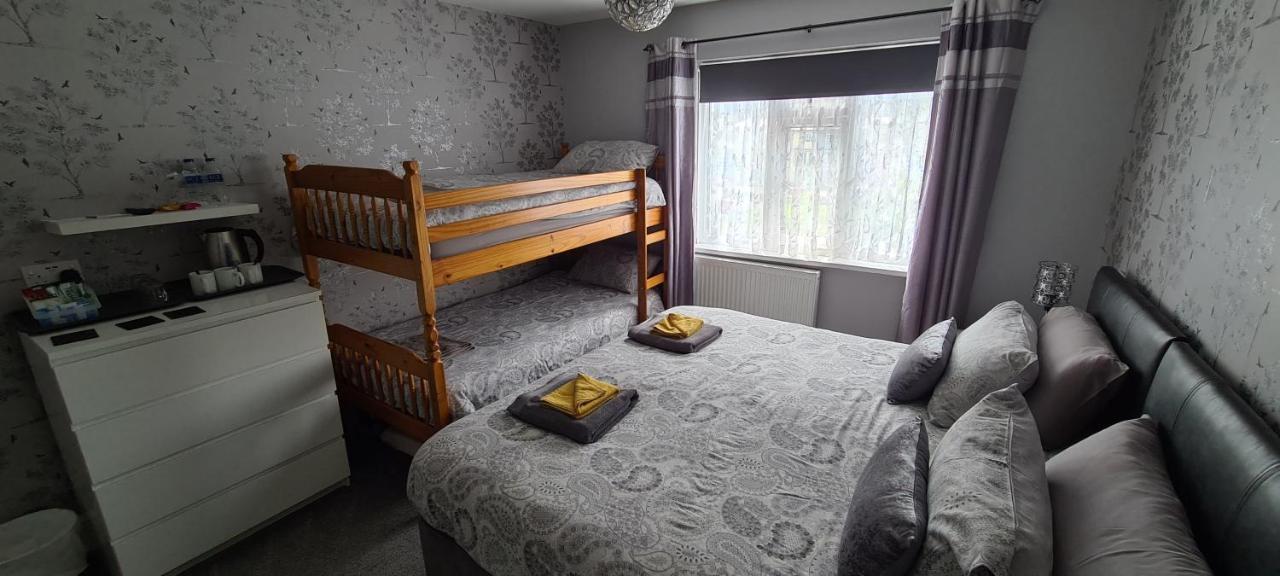 פיינטון The Roslyn Guest House מראה חיצוני תמונה