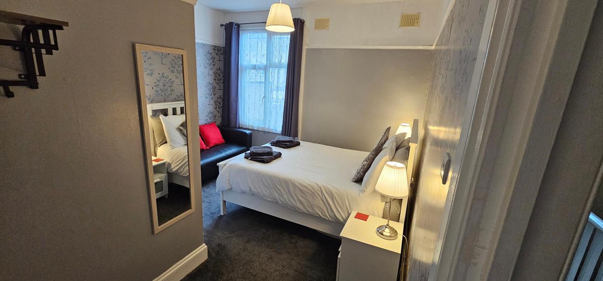 פיינטון The Roslyn Guest House מראה חיצוני תמונה