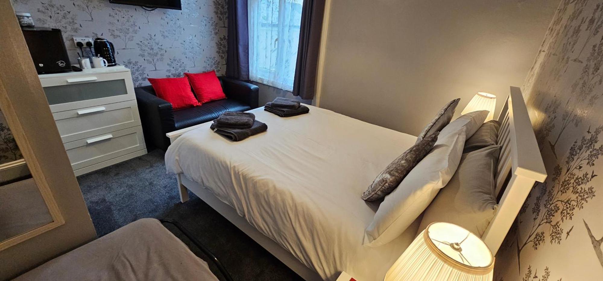 פיינטון The Roslyn Guest House מראה חיצוני תמונה