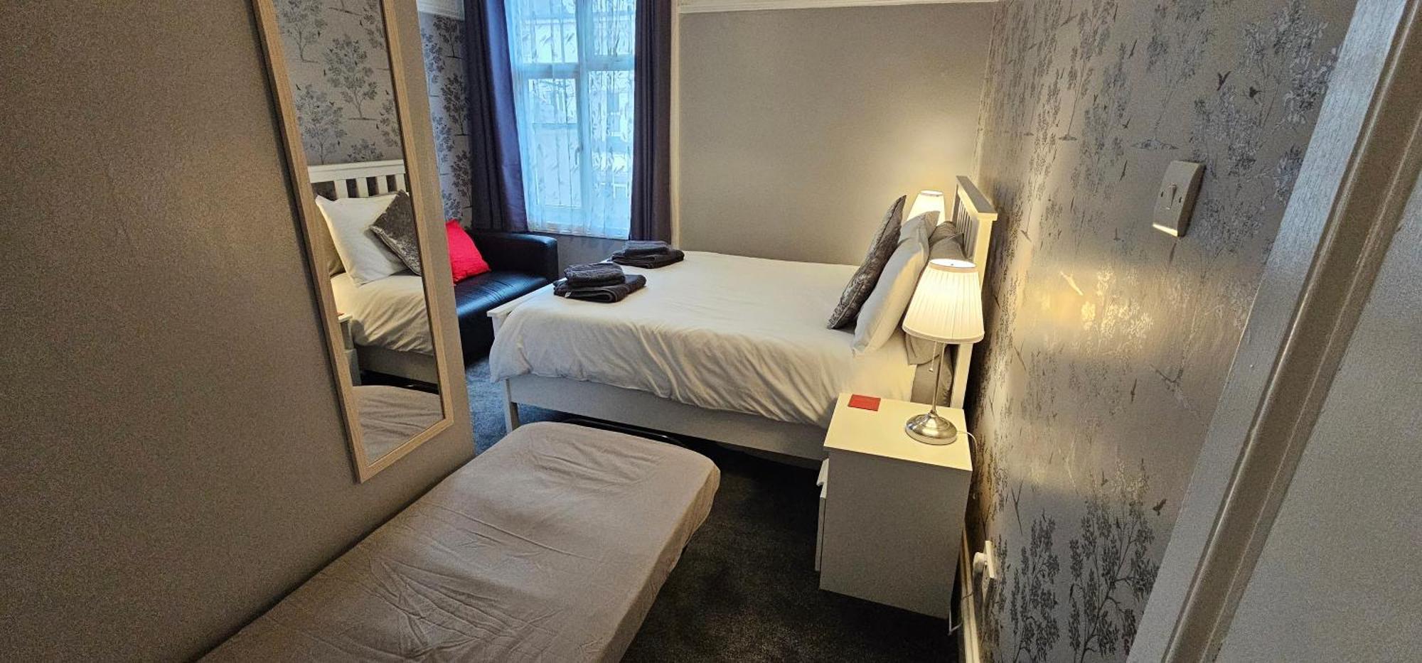 פיינטון The Roslyn Guest House מראה חיצוני תמונה
