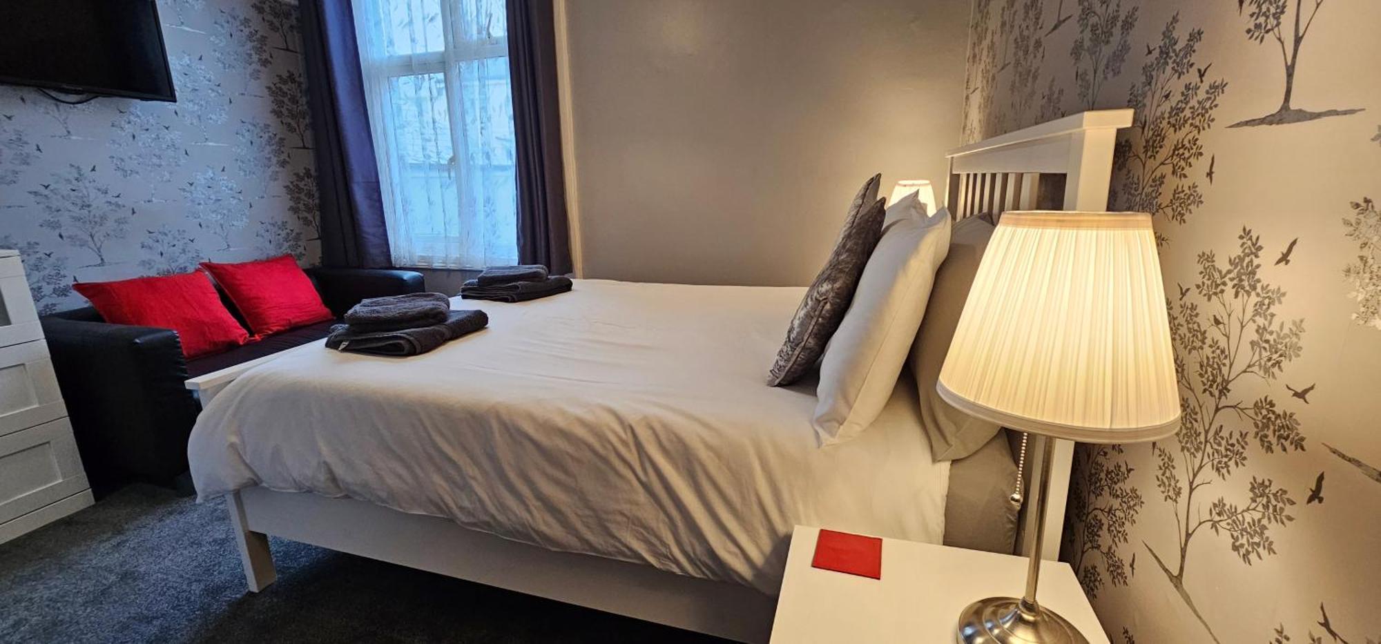 פיינטון The Roslyn Guest House מראה חיצוני תמונה