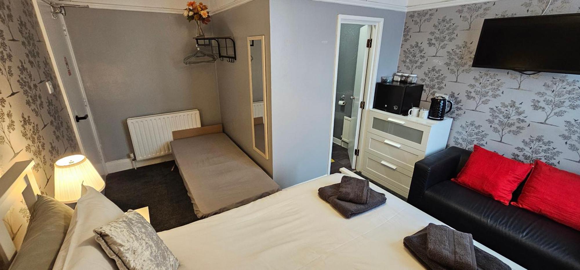 פיינטון The Roslyn Guest House מראה חיצוני תמונה